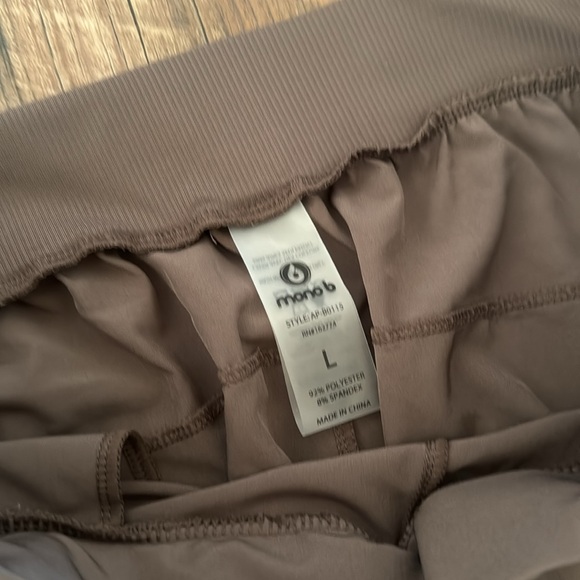 Athleisure joggers Sz. Large mocha - Picture 3 of 3